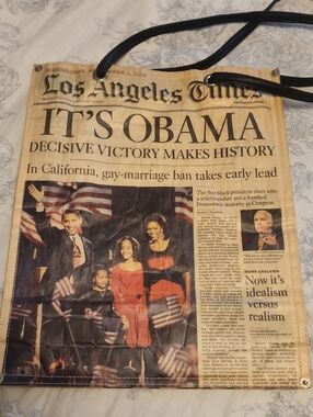 Vintage Newsprint Obama LA Times Historic Win Front Page Tote Bag
